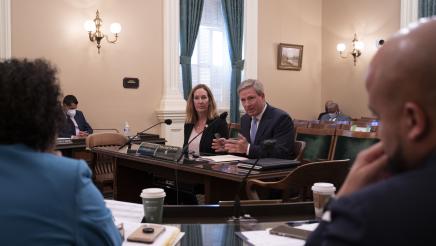 DA Nasarenko addressing the committee