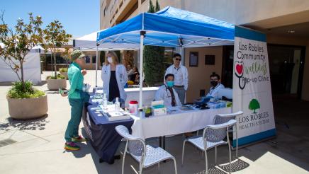 Los Robles Community Wellness Pop-up Clinic booth