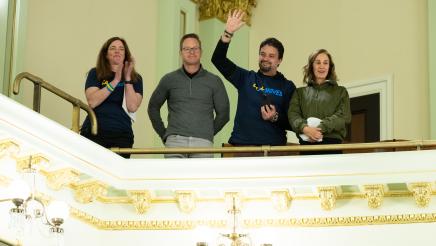 Guests from the California Fitness Alliance looking onto the Assembly Floor from the balcony