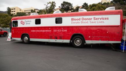 Cedars Sinai blood donation services bus