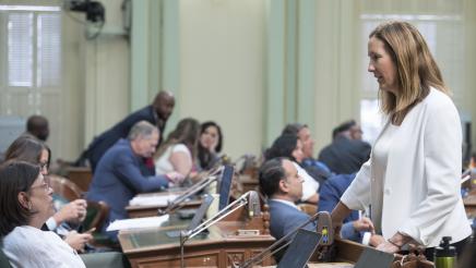 Asm. Irwin speaks with Asm. Aguiar-Curry